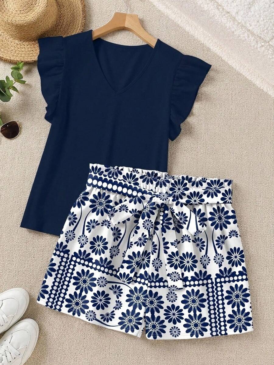 Comfylo Plus Size Women's Solid Color V-Neck Flutter Sleeve Top And Floral Print Shorts Casual Two Pieces Set - Multicolor - View 1