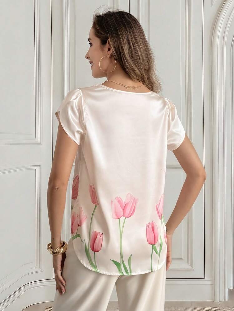Women's Floral Pattern Beaded Round Neck Petal Sleeve Blouse