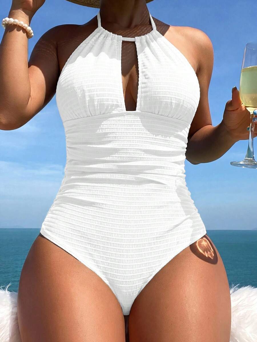 SHEIN Swim 女款純色百褶鏤空設計掛脖式連身泳衣,白色夏季性感熱帶海灘派對風 - 白色 - 查看 1