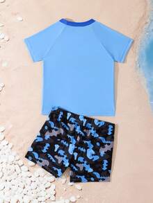 BATMAN X SHEIN GraphicGems Young Boy Cartoon Print Raglan Short Sleeve Top And Shorts Swimsuit Set Suitable For Beach Vacation Holiday Party Pool - Multicolor - View 2
