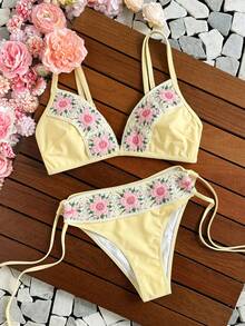 Swim Mod 春夏女款素色鉤編泳衣，飾有花卉緞帶細節與側邊抽繩綁帶，2件式比基尼套裝，適合海灘度假，時尚優雅，適用於假期與休閒穿著 - 黃色 - 查看 9