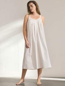 Ocili Camisón de algodón suave con bordado floral y diseño de botones huecos, vestido cómodo para el hogar para mujeres de talla grande - Blanco - Ver 3