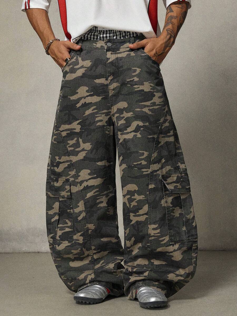 AXEPEAK Men's Loose Fit Camo Pants - Army Green - View 1