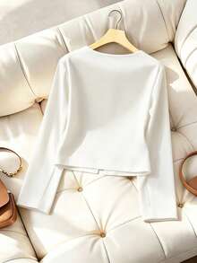 GlowEve CURVE 大码女式纯色无领休闲西装外套，3D立体花卉装饰 - 白色 - 查看 2
