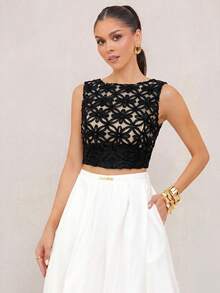 Lumalex 3D Embroidered Round Neck Backless Fitted Women's Top - Black - View 4