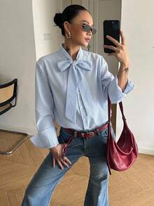 DAZY 春夏秋女款領結長袖藍白直條紋純棉布料收口袖口寬鬆休閒時尚襯衫 - 藍色 - 查看 3