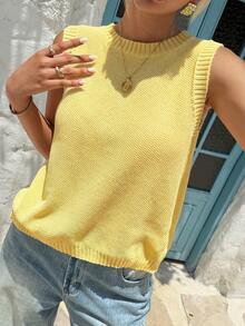 DAZY Women's Vacation Casual Solid Color Sleeveless Back Slit Thin Cardigan - Yellow - View 4