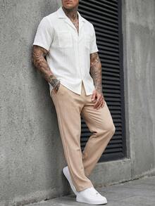 Manfinity CasualCool 2件組男士白色夏季休閒度假純色紋理短袖襯衫與抽繩腰鬆直筒長褲套裝，戶外、正式 - 彩色 - 查看 7