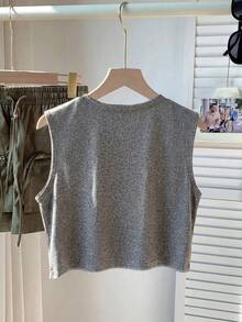 Comfortcana Tank Top Wanita Model Crop Boxy Leher Bulat dengan Motif Gitar, Atasan Musim Panas - Dark Grey - View 2