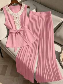 GlowEve CURVE Plus Size Women 2 Pieces Set: Sleeveless Blouse With Collar Ruffle And Pleated Pants - Pink - View 1
