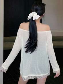 DAZY 秋季鏤空蕾絲飾邊拼接露肩長版上衣 婚禮約會日常休閒 浪漫優雅青少年街頭風 女款長袖T恤 米白色 - 白色 - 查看 3