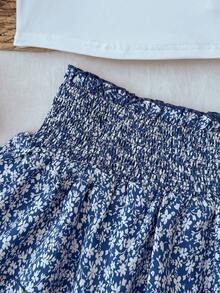 SHEIN Tween Girl Solid Color Halter Top And Floral Ruffle Hem Skirt Set - Blue and White - View 4