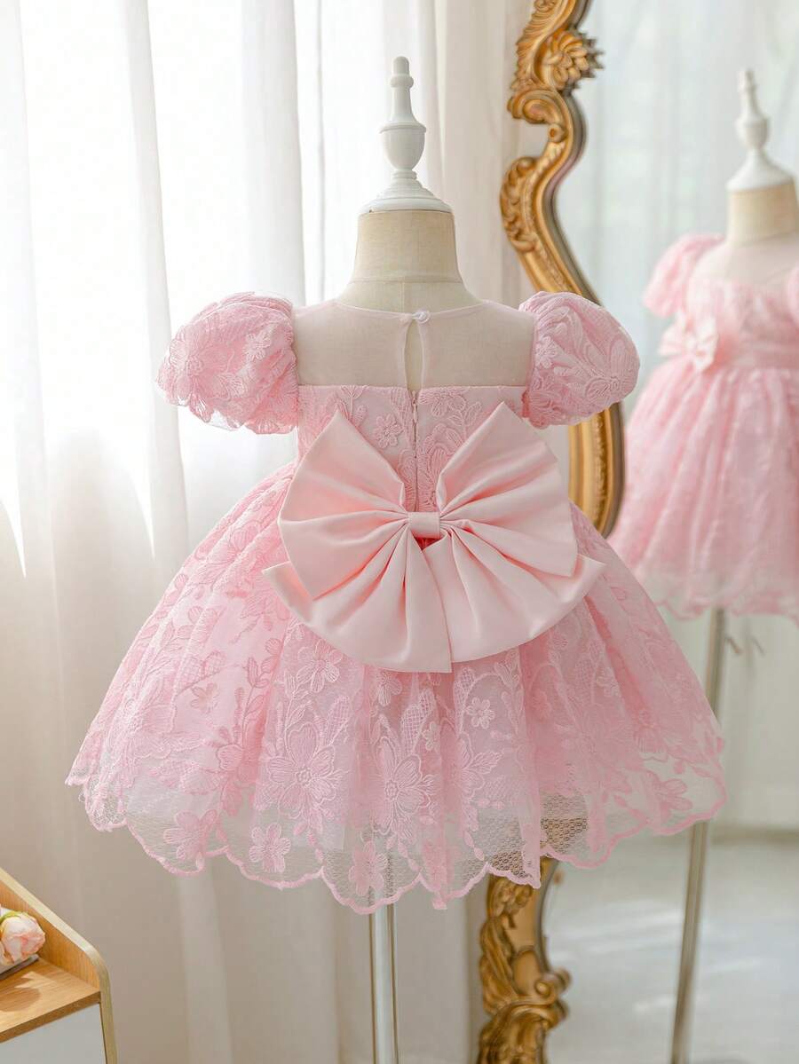 SHEIN Glamorique Kids 花童女童生日派對優雅公主禮服洋裝，杏色碎花設計，背部大蝴蝶結，可愛端莊優雅，四季皆宜