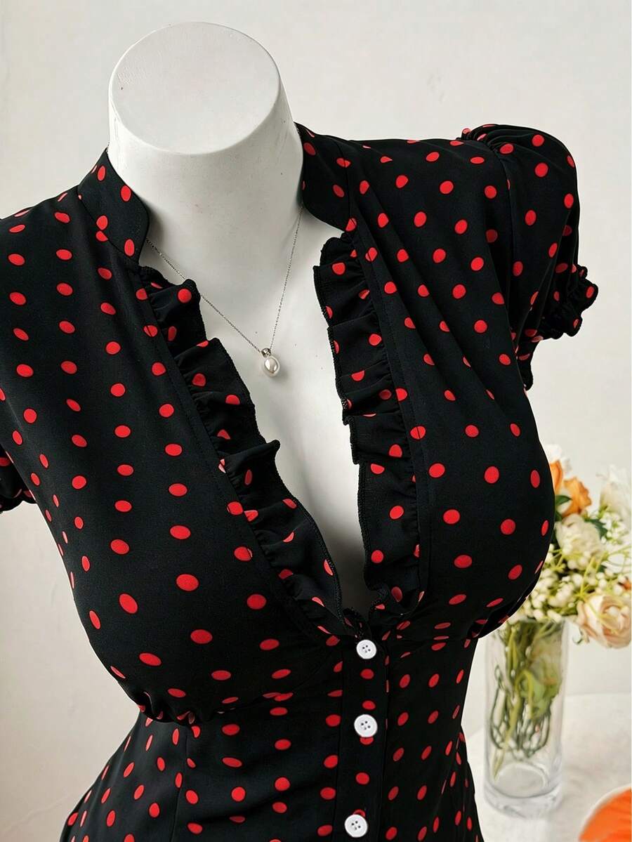 Sweetra Plus Size Fashion Versatile Minimalist Polka Dot Design Niche Elegant Sweet Short Sleeve Fitted Blouse - Black - View 1