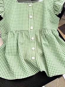 SHEIN Franclia 2026新款女春夏季系列復古學院風Y2K美學黑白格紋短袖荷葉邊飾方領全開襟襯衫，可調節交叉後背帶，荷葉邊收腰修身顯瘦，透氣輕盈柔軟舒適面料，時尚柔美上衣，適合休閒日常、夏季度假、週末出遊、海邊散步、早午餐聚會、可愛約會與街頭穿搭 - 薄荷綠 - 查看 4