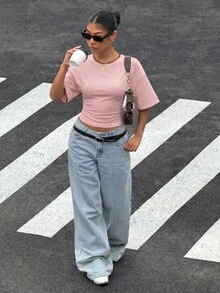 Muchica 個性化刺繡貝殼對比飾邊女款夏季新款粉色短袖T恤上衣，適合日常通勤、約會、聚會、聖誕節、新年、感恩節、派對、婚禮、海灘、畢業典禮、時尚、優雅、休閒、外出、閃亮、情人節、優雅、度假、休閒、Y2K、外出及其他場合 - 彩色 - 查看 4