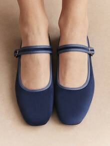 Rosivie Women's Retro Elegant Commuting Casual Contrast Trim Adjustable Buckle Flat Shoes - Navy Blue - View 3