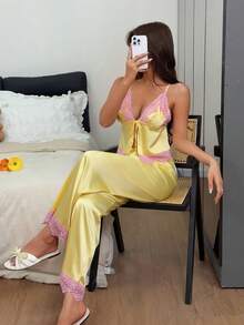 Napfluff 2件組女款對比色吊帶睡衣套裝，優雅絲滑緞面睡衣，蕾絲飾邊對比色多件式睡衣套裝 - 黃色 - 查看 4