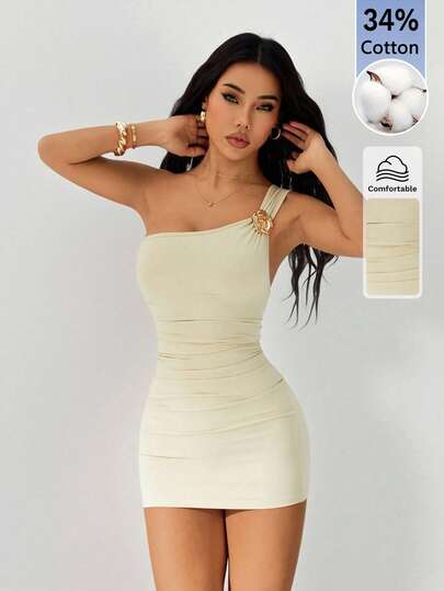 SHEIN PETITE Vestido de un hombro con decoración de broche dorado, falda fruncida y asimétrica, vestido de invitada de boda de otoño, vestido de fiesta sexy para mujer