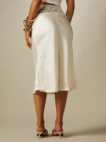 MISSGUIDED Elegant Midi Satin Skirt With Lace Waist Detail And Flare Hem For Date Night Wedding Guest Party Occasions - Apricot - View 2
