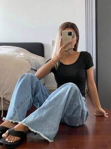 DAZY 女款夏季方領修身螺紋打底衫 極簡性感休閒短袖T恤 - 黑色 - 查看 4