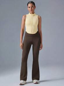 VARSIVA Women's Solid Color Zipper Front Casual Versatile Tank Top - Pale Yellow - View 3