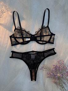Slumberist Flower Embroidered Mesh & Rhinestone Decor Heart Shaped Ring Adornment Bra & Panty Lingerie Set - Black - View 2