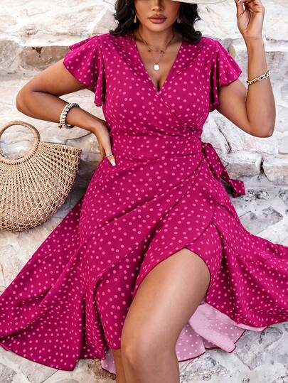 SHEIN Clasi Plus Size Women's Spring/Summer Classic Polka Dot Print Contrast Collar Ruffle Short Sleeve Cinched Waist Cinched Waist Design, Ruffle Hem Loose Dress