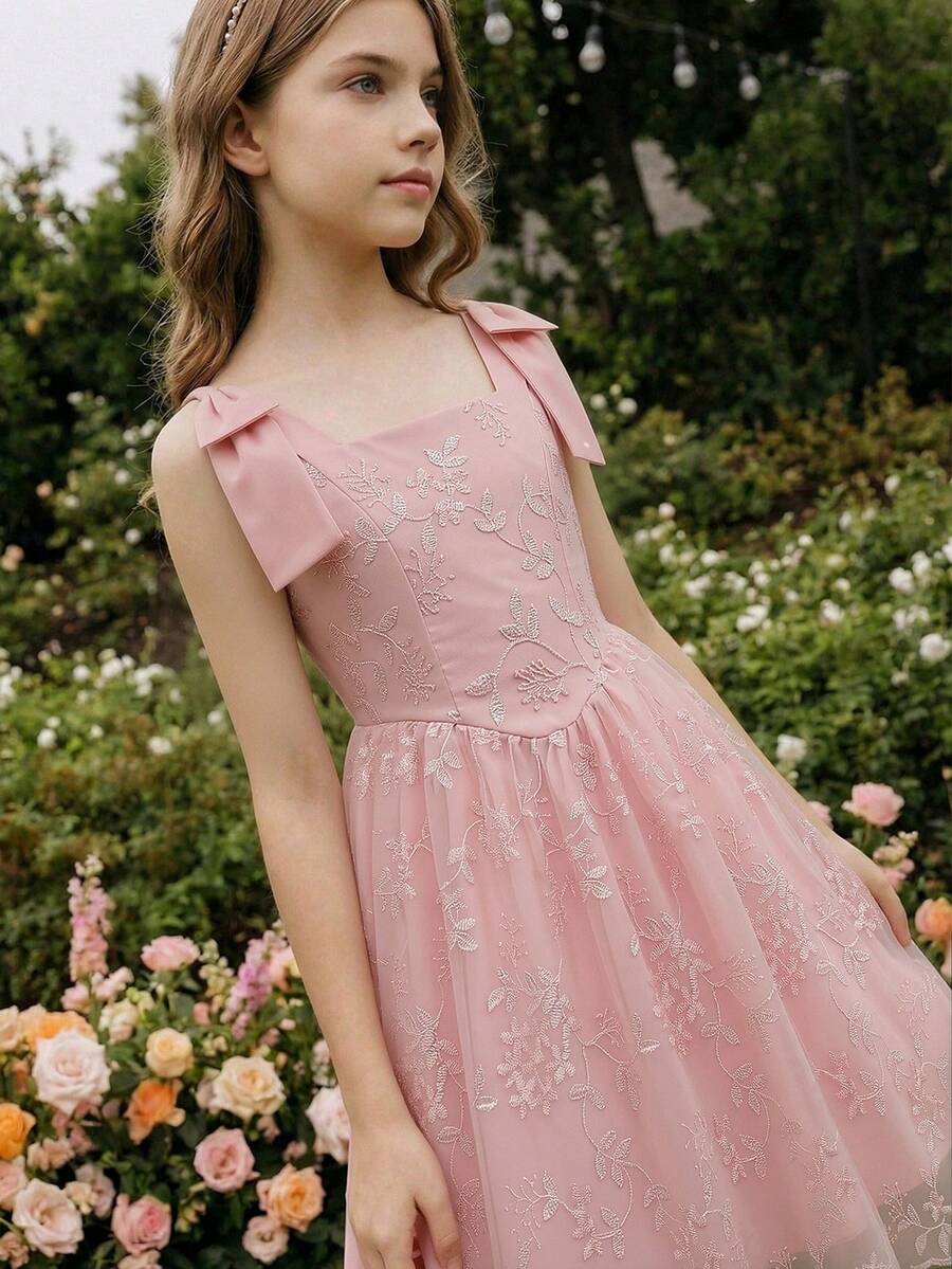 SHEIN 女童優雅刺繡薄紗洋裝，附可拆式蝴蝶結，輕盈柔軟，適合度假、畢業典禮、開學季、婚禮季、正式派對與活動