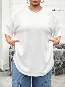 SHEIN CURVE+ 大尺碼女款春夏時尚休閒寬鬆舒適基礎日常開衩下擺短袖T恤，簡約風格，外出上衣，歐式夏/秋/冬 - 白色 - 查看 4