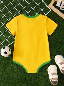 SHEIN Playful Pals Romper Bayi Laki-laki dengan Trim Kontras Motif Brasil - Kuning - View 2