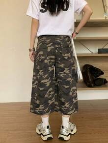 DAZY 女款休閒水洗破洞牛仔短褲 夏季 - 軍綠色 - 查看 7