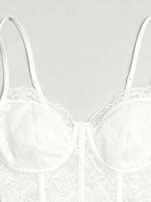 SHEIN Clasi 大尺碼蕾絲胸衣抓皺貼身性感極簡辣妹洋裝 - 白色 - 查看 4