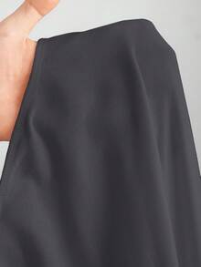 SHEIN CURVE+ 2件組大尺碼黑白短袖緊身上衣 - 彩色 - 查看 9