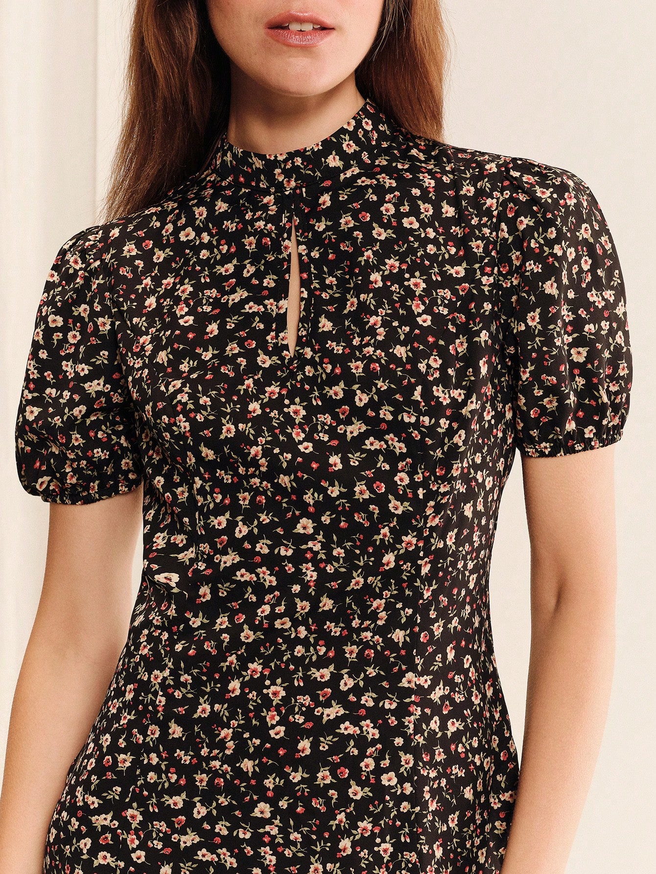 Black Vintage Floral Printed Woven Mini Dress, Short Puff Sleeves High Neck Dress With Front Keyhole
