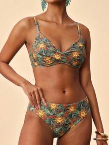 Travachic Women's Summer Beach Sun Face Print Sexy Fashion Bikini Two-Piece Swimsuit Set - Multicolor - View 5