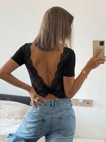 DAZY 女款純色圓領短袖後背對比蕾絲時尚T恤校園風 - 黑色 - 查看 5