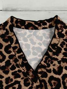 Mellowie Plus Size Women's Leopard Print Frill Trim Flutter Sleeve Fashion Blouse Vacation Bussines Carribean Brown Summer 1950s Vintage Casual 1920s - Multicolor - View 5
