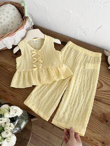 SHEIN 女嬰0-3歲夏季&秋季休閒可愛風2件/套純色外出套裝，蝴蝶結裝飾鈕扣無袖簡約上衣&寬鬆簡約長褲。舒適衣物適合戶外活動。 - 黃色 - 查看 7
