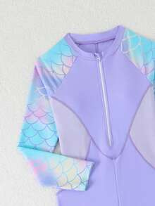 SHEIN 青少年女孩一件式新式泳衣 紫色拼接長袖長褲 魚鱗花卉運動風 時尚休閒 精緻華麗 亮眼活潑 可愛俏皮 充滿活力 適合游泳、度假、夏季海灘、泳池、拍照、水上樂園、溫泉、送禮 - 淡紫色 - 查看 3