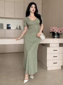 Feyla Vestido largo de punto con cuello en V y cintura definida para estilizar el Body, de verano - Verde militar - Ver 4