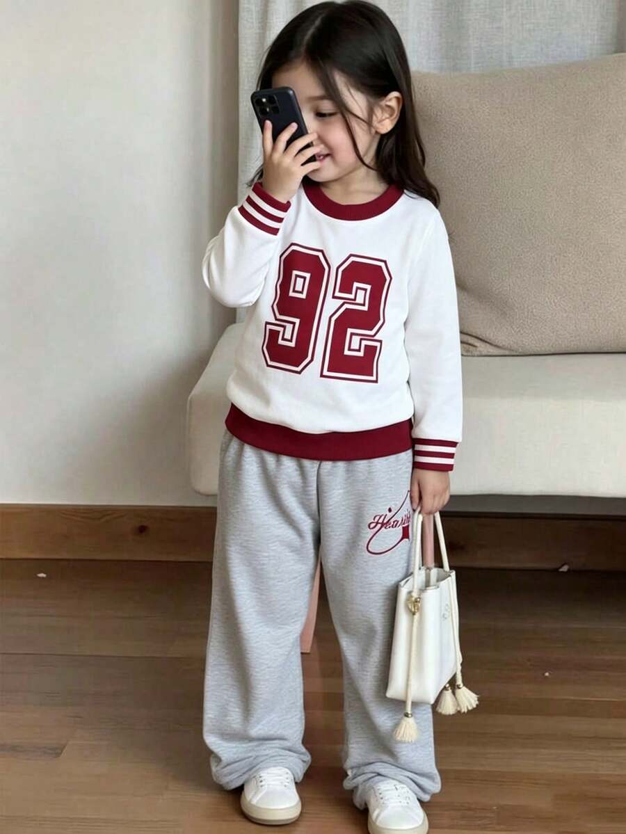 SHEIN Playful Pals 女嬰夏季杏色甜美蝴蝶結裝飾長袖套頭運動衫上衣搭配粉色針織長褲套裝,可愛風格3D蝴蝶結圖案,修身版型,適合外出、居家休閒及派對 - 白色 - 查看 1