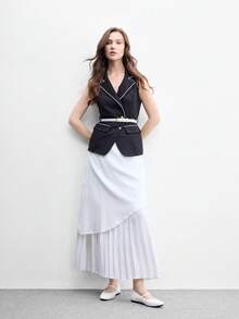 CUCCOO BIZCHIC 女款休閒通勤時尚百搭字母扣飾素色平底鞋 - 白色 - 查看 3