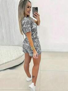 EMERY ROSE 女款夏季休閒度假風全身印花短袖短版T恤與短褲兩件套 - 彩色 - 查看 2