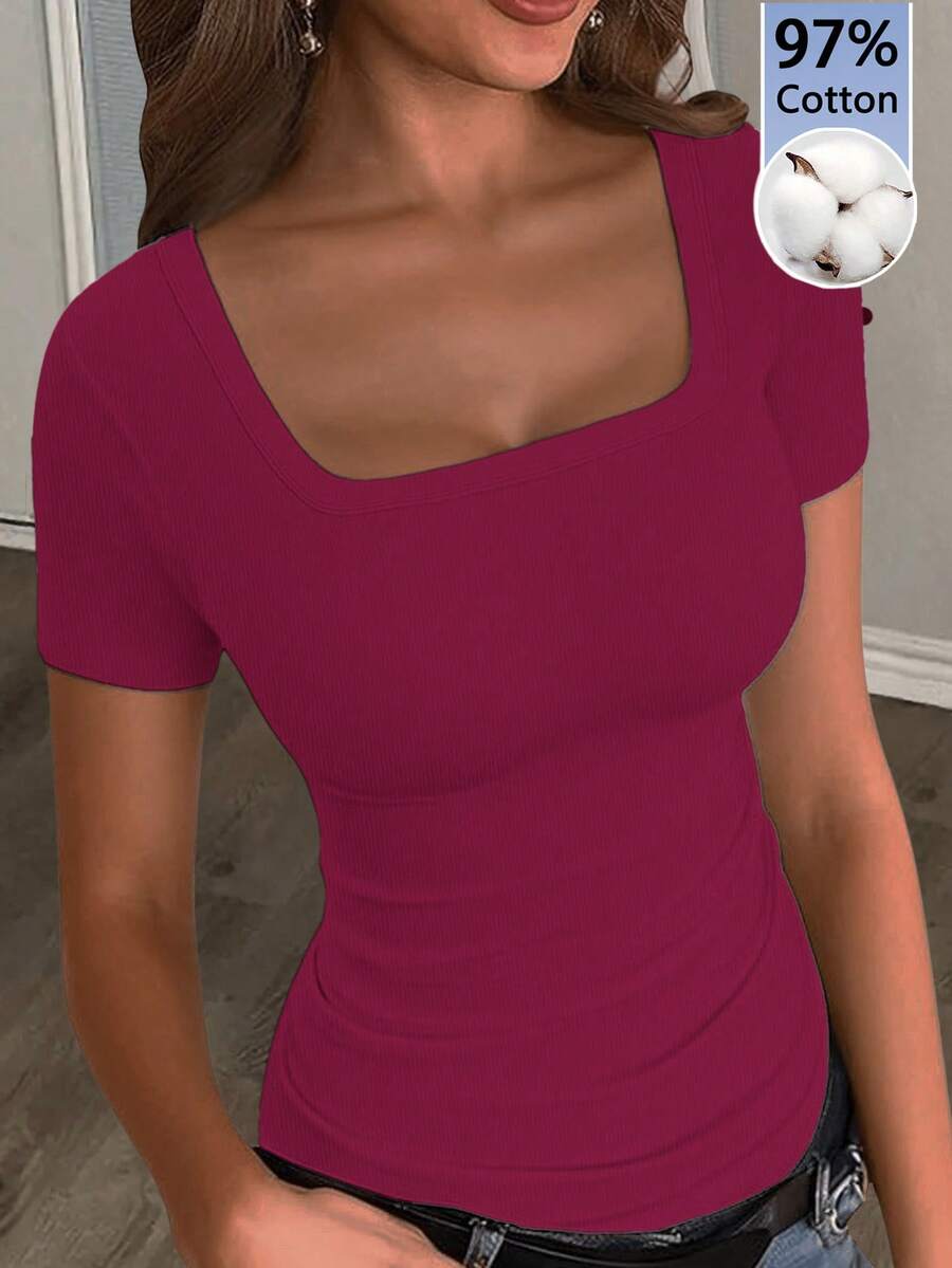 Slaydiva Camiseta de mujer de 97% algodón acanalado, minimalista, casual, básica de verano, cuello cuadrado, manga corta, ajuste regular, fruncido lateral, elástica acanalada, color rojo rosa - Rosa Fucsia - Ver 1