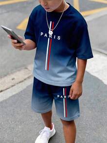 青少年男孩休閒舒適時尚極簡圓領短袖T恤與短褲套裝，經典深藍漸層圖案印花、條紋極簡Logo圖案印花、巴黎文字圖案印花，適合春夏季 - 彩色 - 查看 2