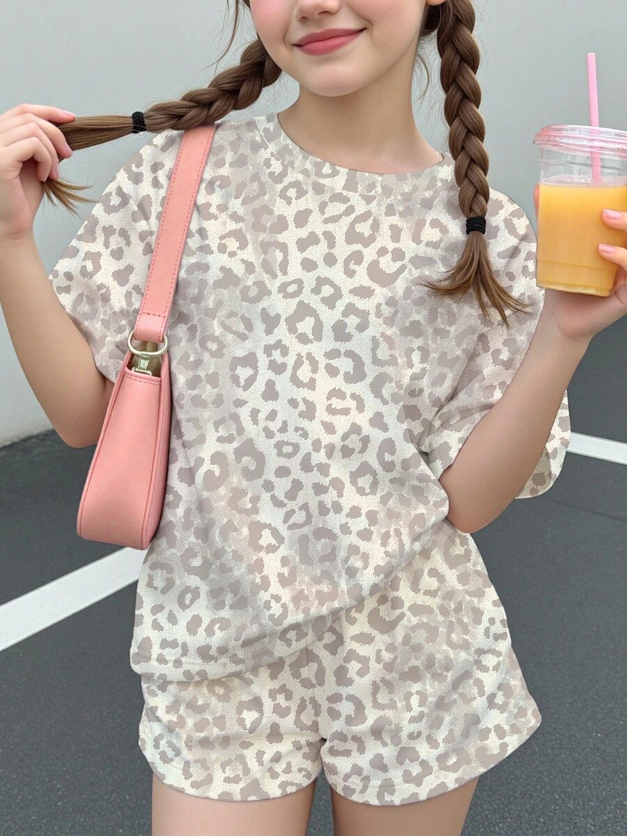 青少年女孩休閒時尚個性化復古風格豹紋印花酷感美式短袖短褲兩件套,適合夏季圖案復古街頭風復古豹紋老錢風夏季 - 彩色 - 查看 1