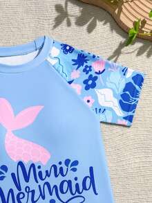 SHEIN 女童美人魚風格兩件式泳衣 夢幻鱗片色調 海洋藍花卉印花 魚尾印花 大肩帶比基尼背心 適合夏季海灘度假 假日游泳派對 - 彩色 - 查看 3