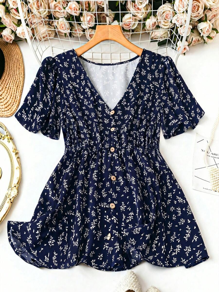 SHEIN LUNE Green Background White Flower Ruffle Sleeve V-Neck Short Sleeve Blouse - Royal Blue - View 1