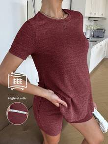 Slowluna 两件套孕妇休闲圆领短袖开衩下摆T恤和可调节腰围短裤套装 - 紅色 - 查看 2